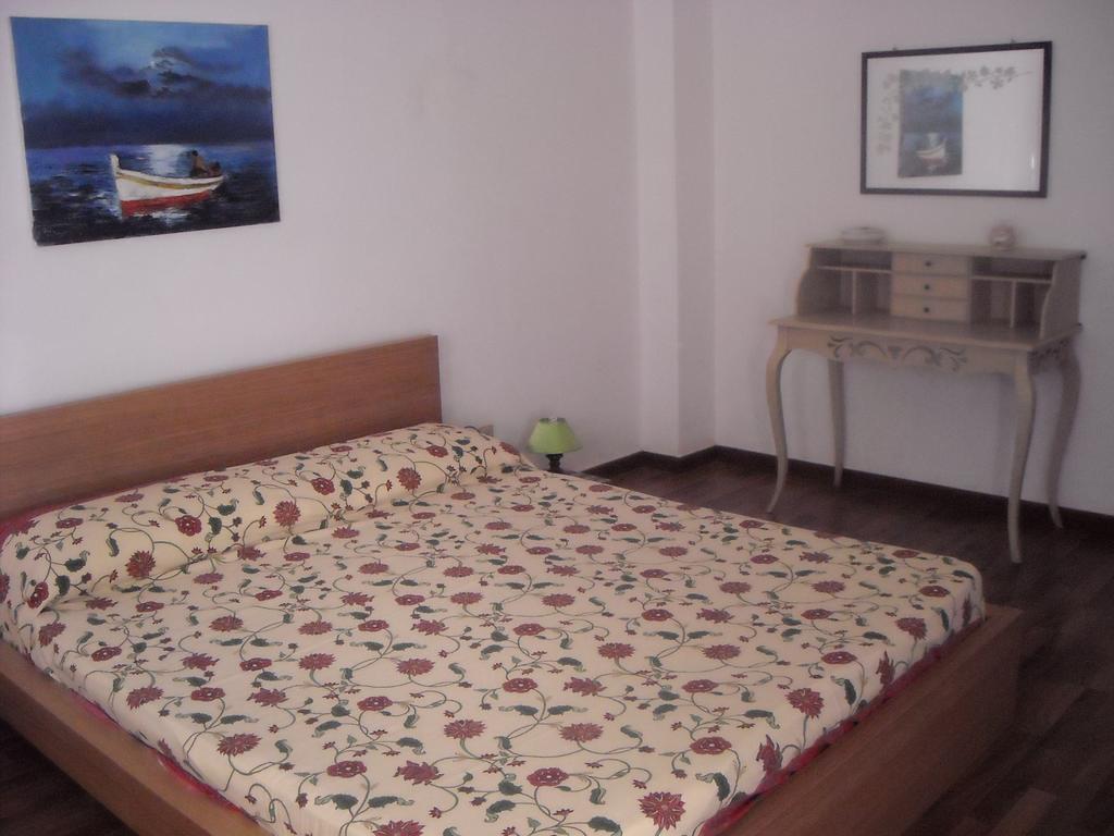 Apartment In A Villa A Mondello Ruang foto